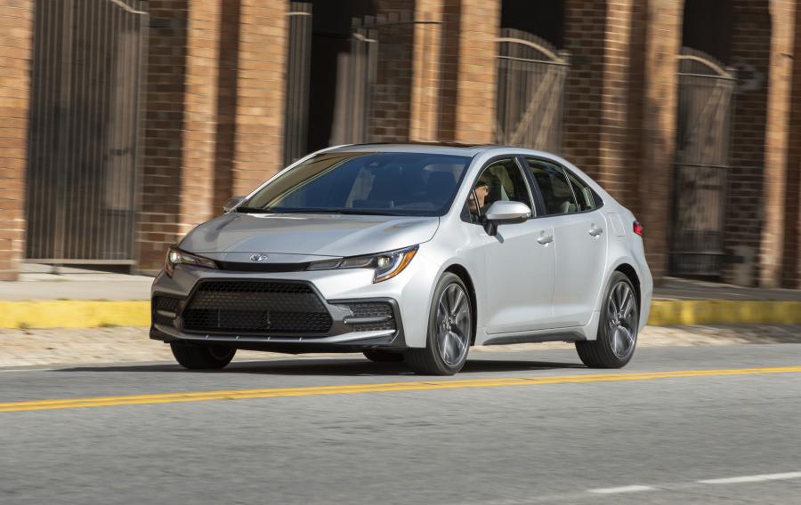  Toyota Corolla SE Sedan 2019 года  (NA) (фото 11 из 32)